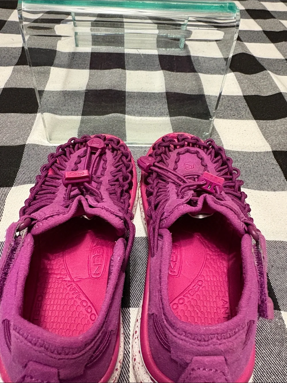 Keen Uneek Bungee Strap Purple Pink Sandals Youth Girls Size 12 Water Trail Shoe